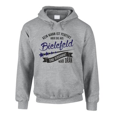 Herren Hoodie - Kein Mann ist perfekt aber die aus Bielefeld sind nah dran